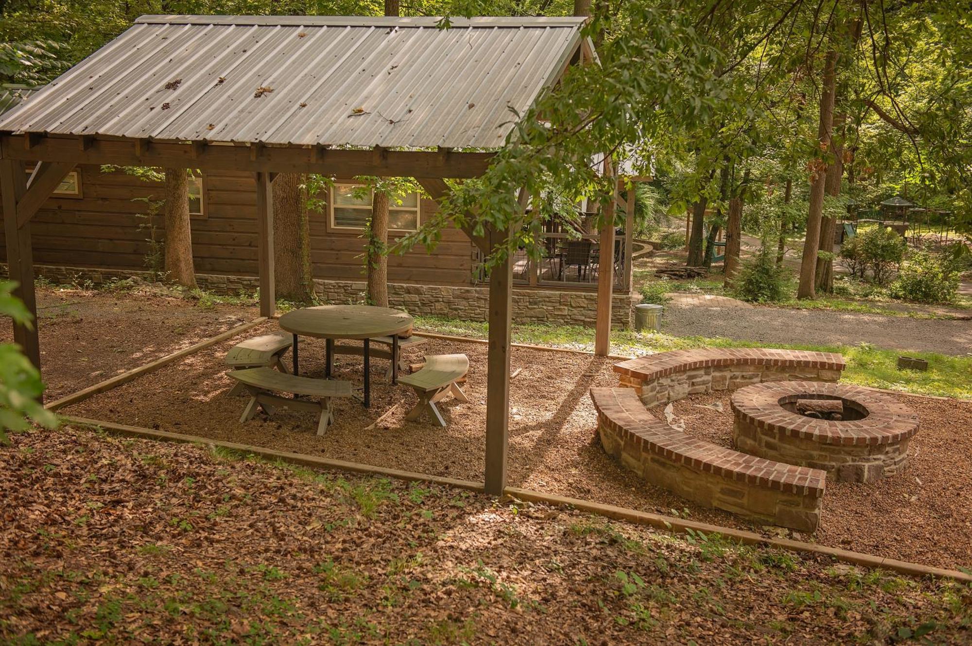 Ryon Tiny Home Cabin City-Side Rustic Retreat Chattanooga Extérieur photo
